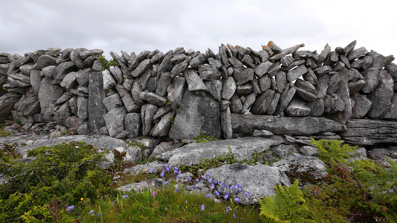 irish dry stone wall